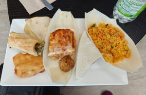 Mittagessen in der Lounge