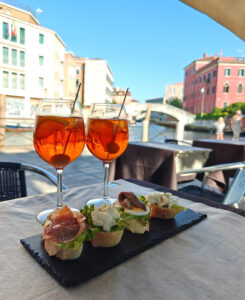 Apérol Spritz und Cichetti