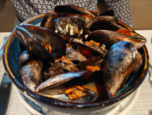 Fresh local Mussels