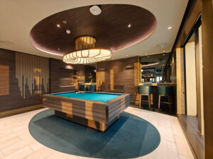 Astern Lounge