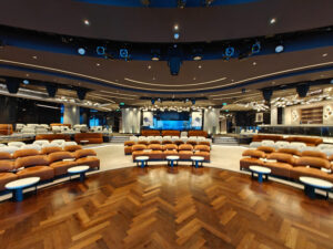 Journeys Lounge
