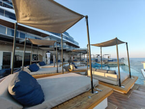 Astern Pool