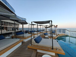 Astern Pool