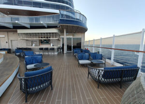 Astern Bar