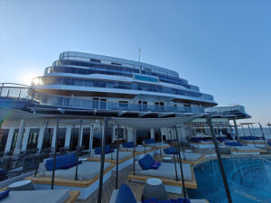 Astern Pool