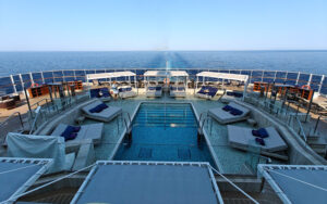 Atoll Pool