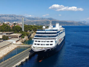 Azamara Pursuit