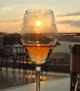 Dinner mit Sonnenuntergang