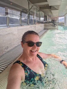 allein im Whirlpool