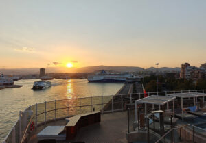 Sonnenaufgang in Piraeus