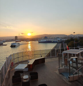 Sonnenaufgang in Piraeus