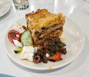 griechische Spezialitäten in der Lounge