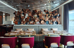 Le Grand Bistro