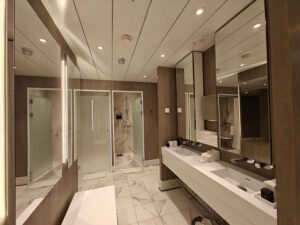 Ladies Room