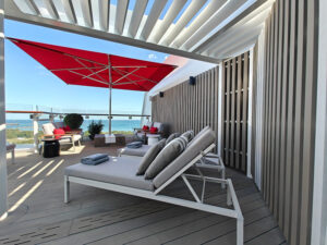 Retreat Sundeck mit Retreat Pool