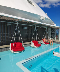 Retreat Sundeck mit Retreat Pool