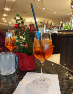 ein Apérol Spritz zum Ankommen