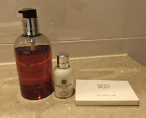 Seife, Bodylotion, Duschhaube