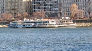 RMS Stadt Wien und Gróf Széchenyi