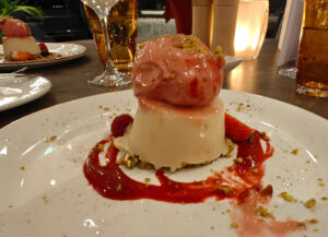 Pistachio & Lime Cheese Cake