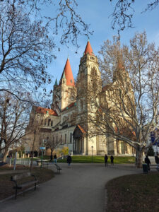 Kirche St. Franziskus von Assisi / Mexikoplatz