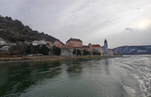 Vorbeifahrt an Dürnstein