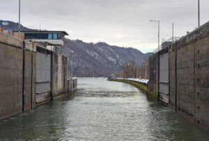 Schleuse Jochenstein
