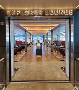 Explorer Lounge & Bar
