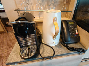 Nespresso, Wasserkocher, Telefon