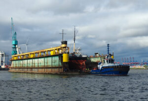 Dampfeisbrecher Stettin im Schwimmdock 2