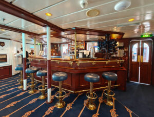 Piano Bar