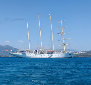 Star Clipper vor Poros