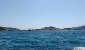 Poros