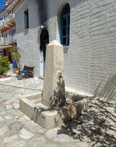 kleiner Brunnen