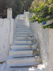 diese Treppe hoch
