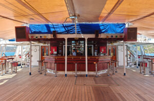 Tropical Bar
