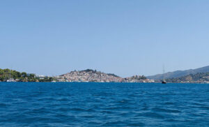 Blick auf Poros