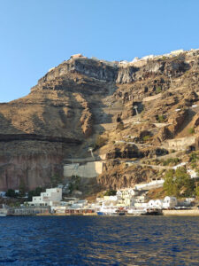 Fira Old Port mit Seilbahn