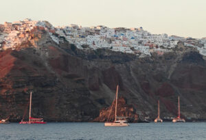 Oia in der Abendsonne