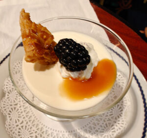 Panna Cotta mit Karamelsauce
