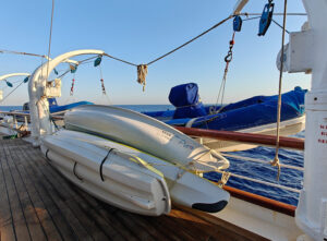 Kayaks, SUP, Segler, Zodiac