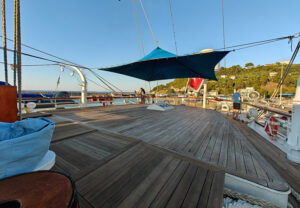 Aft Deck mit Pool