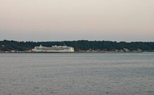 Norwegian Pearl in Katakolon