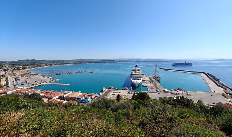 Aussicht auf den Hafen von Katakolon