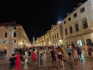 Dubrovnik bei Nacht