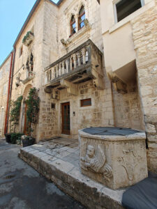 Gassen von Hvar