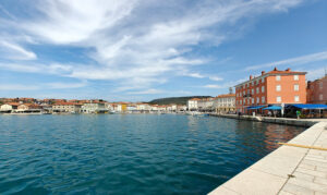 Cres
