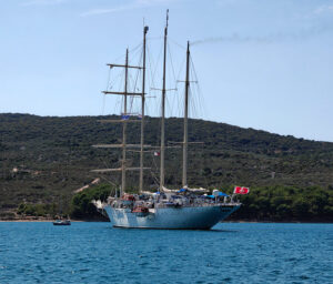 Star Clipper vor Cres